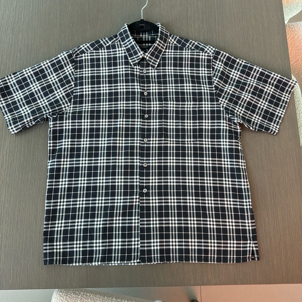 Burberry short sleeve button down shirt Large